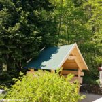 Gartenlaube aus Massivholz MINI – Gartengarnitur mit Überdachung – Bild 2